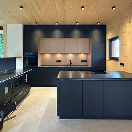 Mayka Apartment *